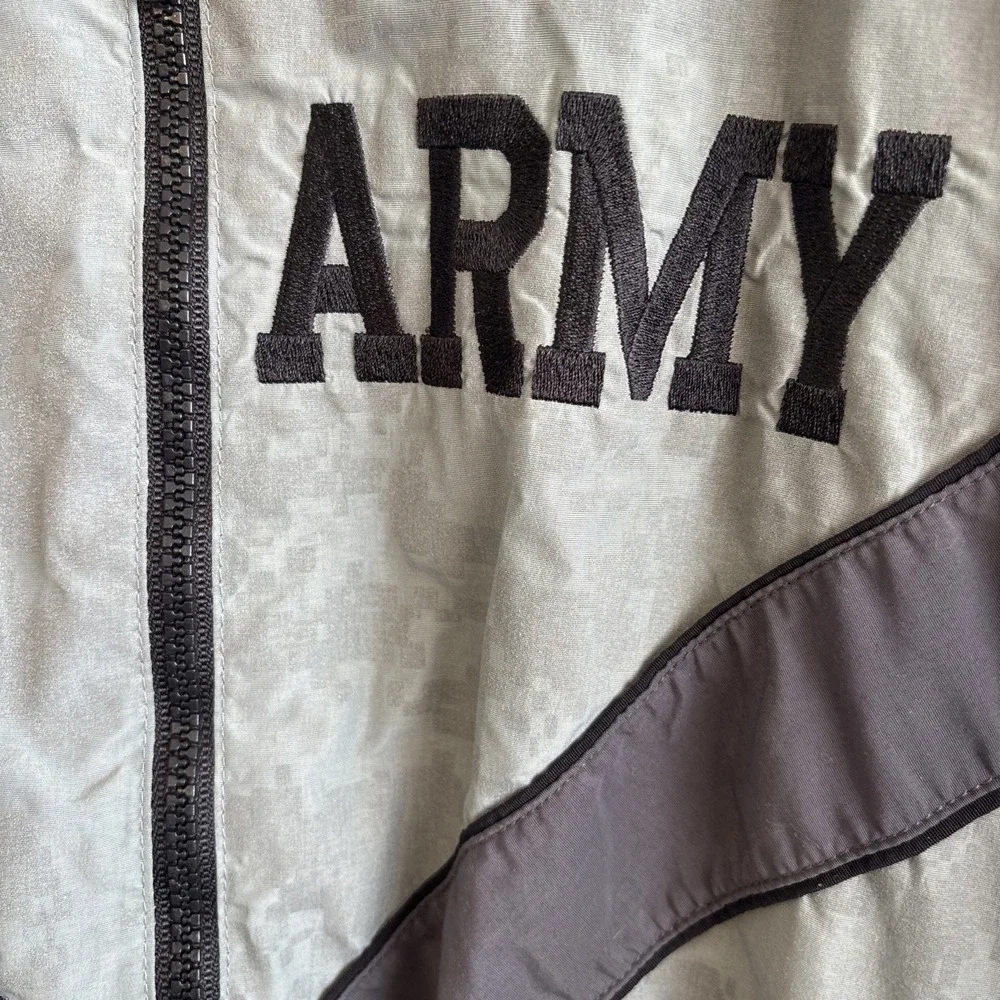 JWOD Skilcraft‎ ARMY Reflective PT Jacket Gray Digital Mens Small/Reg PFU Nylon